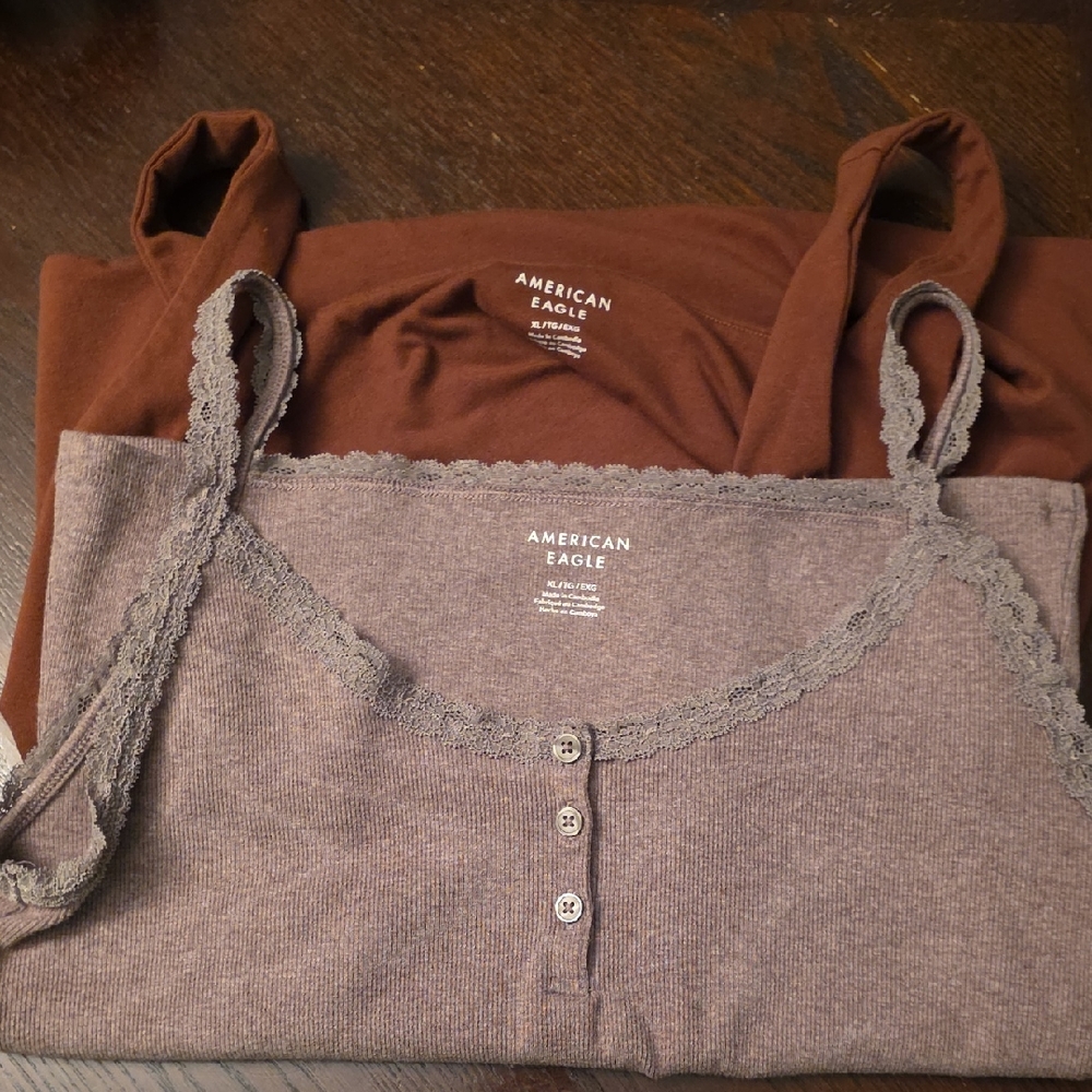 Bundle Of 2 American Eagle Tanks Top in Washed Brown and Chocolate Brown XL
